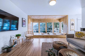 Three-Tree Villa-Central Location